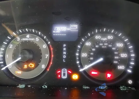 2016 Honda Odyssey Se z USA, uszkodzony, nr VIN 5FNRL5H35GB111469